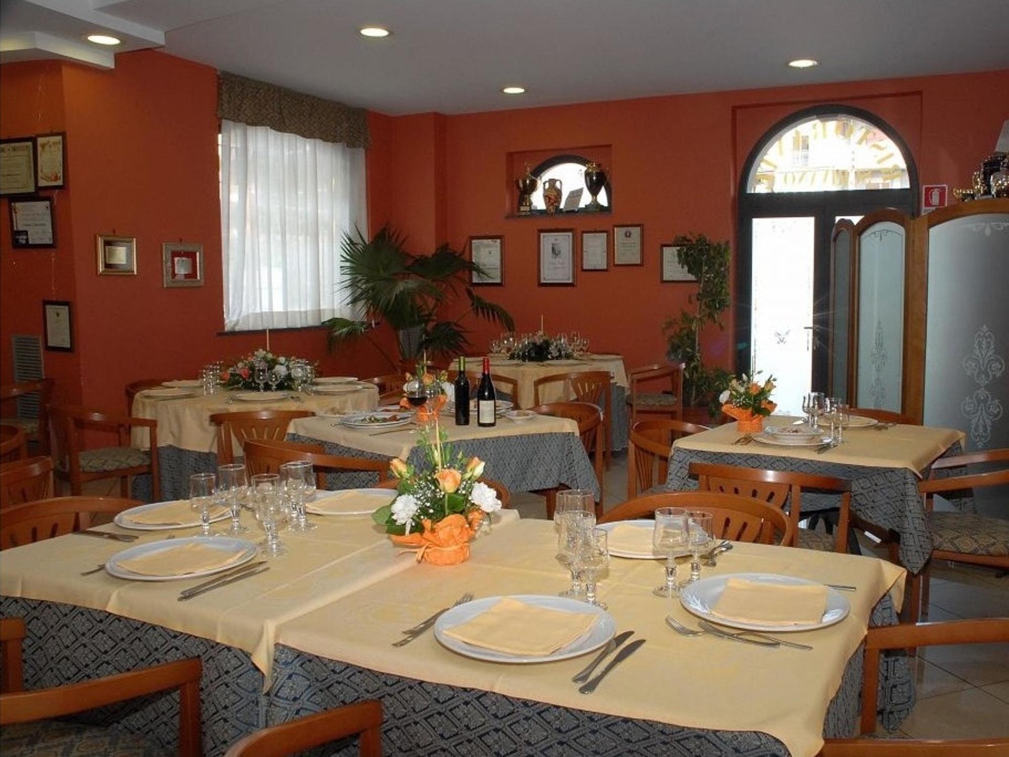 Hotel Scrivano Randazzo Exterior photo